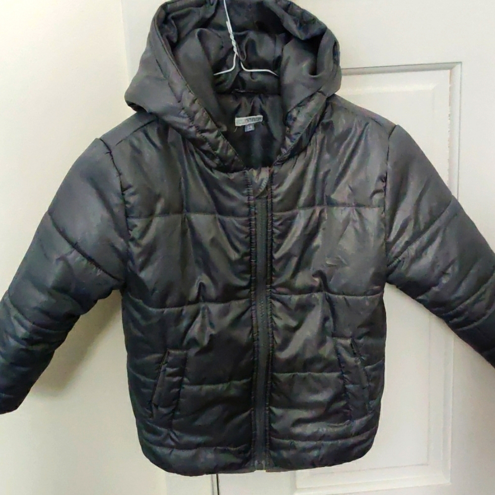 Unisex hooded puffer by Delta 5-6 years